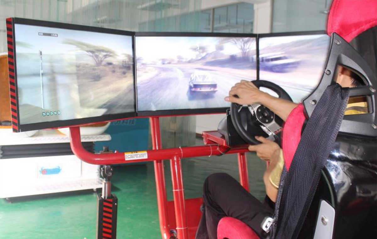 冀州互动电影F1三屏实感模拟赛车