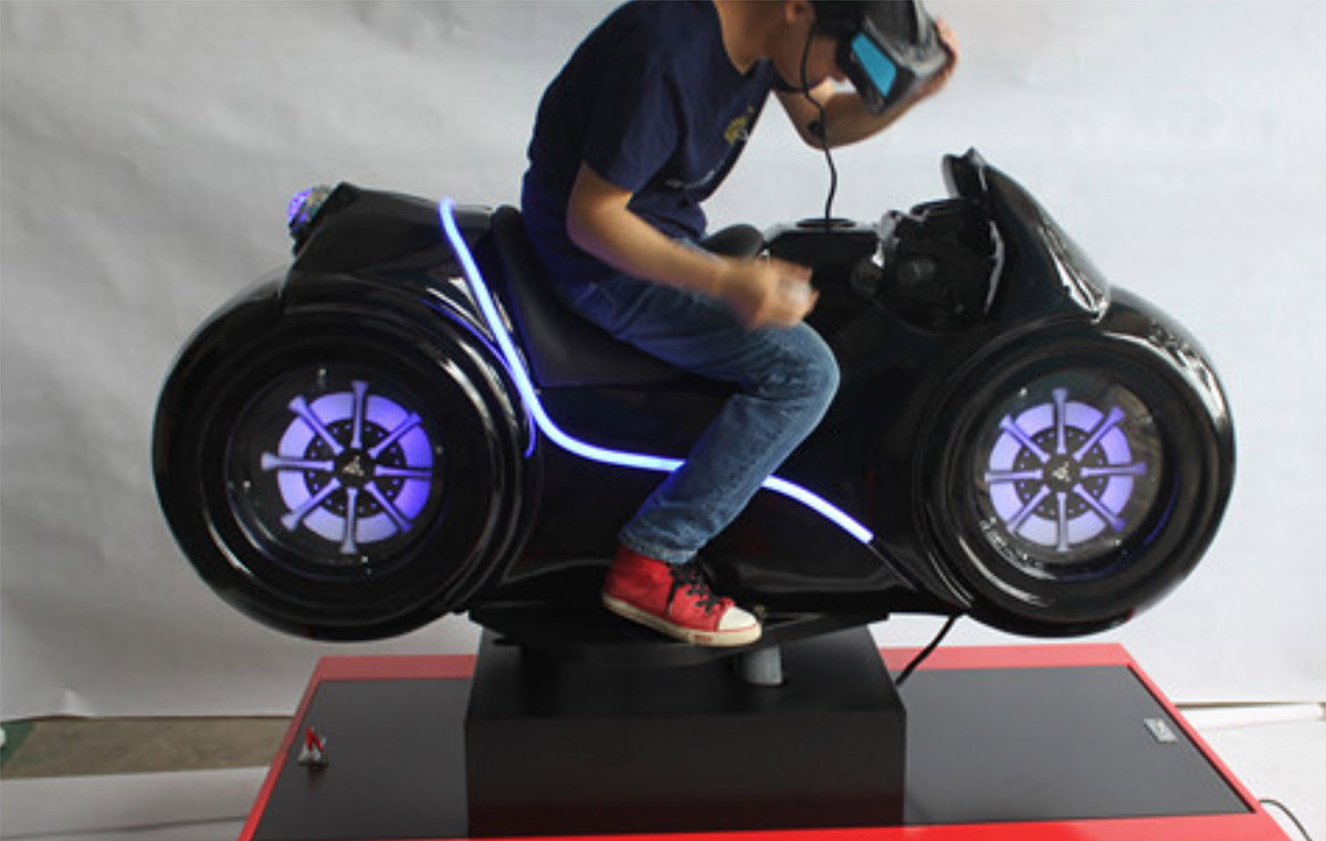 互动电影VR摩托