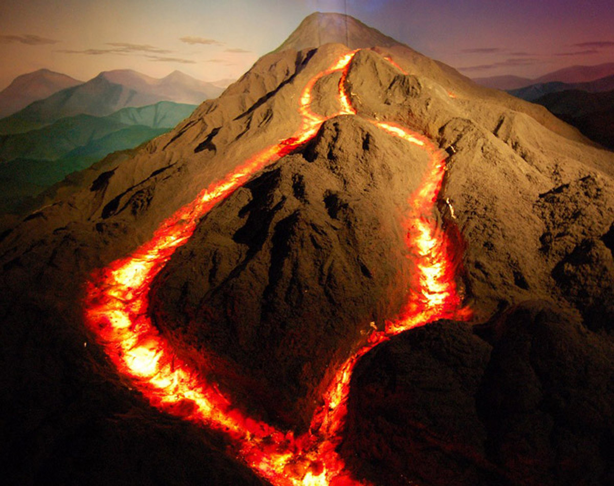 互动电影火山喷发也在地下.jpg