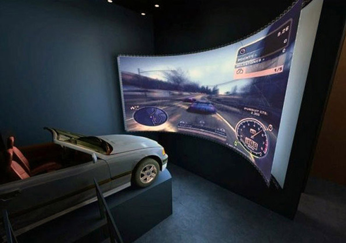 互动电影动感汽车驾驶模拟器.jpg