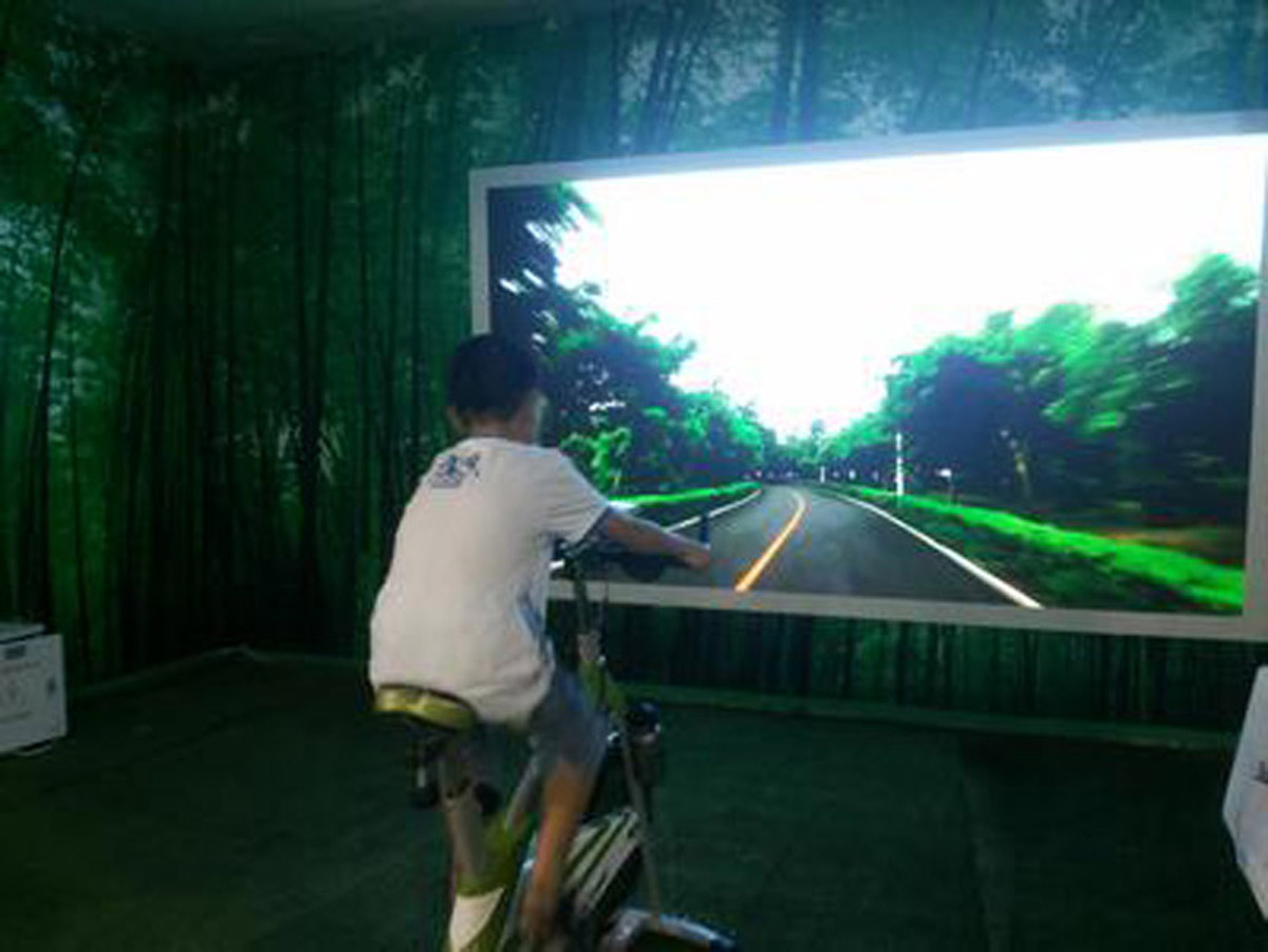 互动电影单车模拟驾驶.jpg