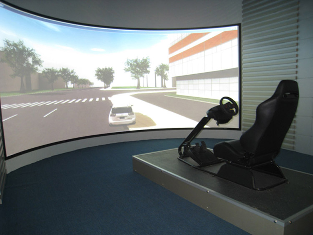 互动电影虚拟驾驶利用现代高科技手段三维图像即时生成.jpg